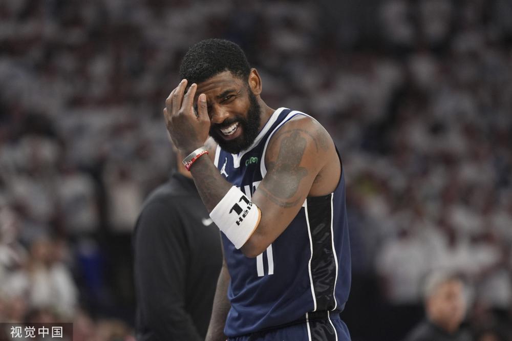 这款联名球 这款联名球